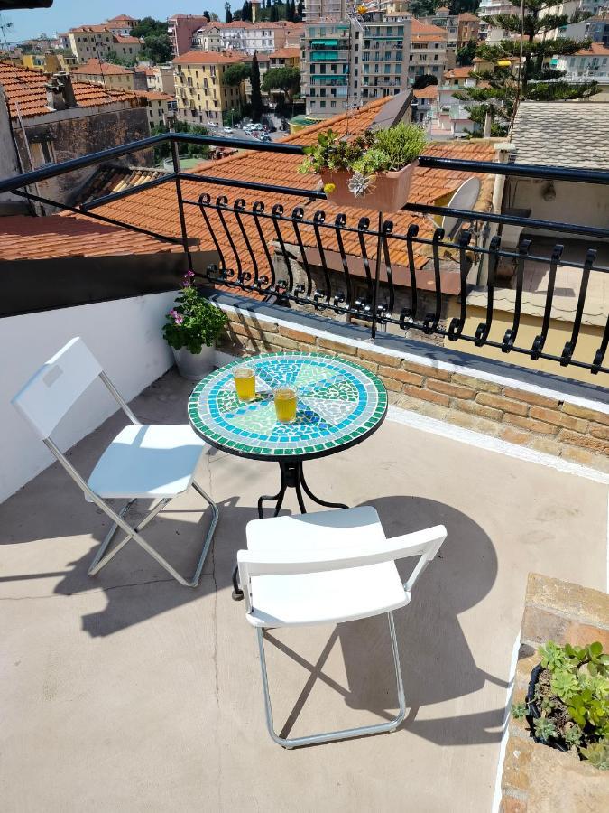 Attico Romantico Con Terrazza Sanremo - Palm Street, 104 - Free Wifi Luaran gambar